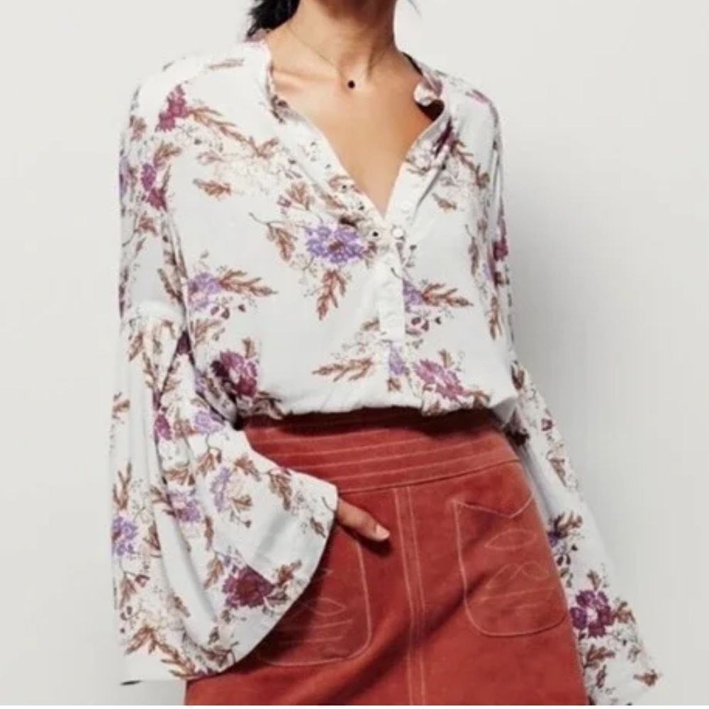 Free people eat girl bell sleeves floral blouse